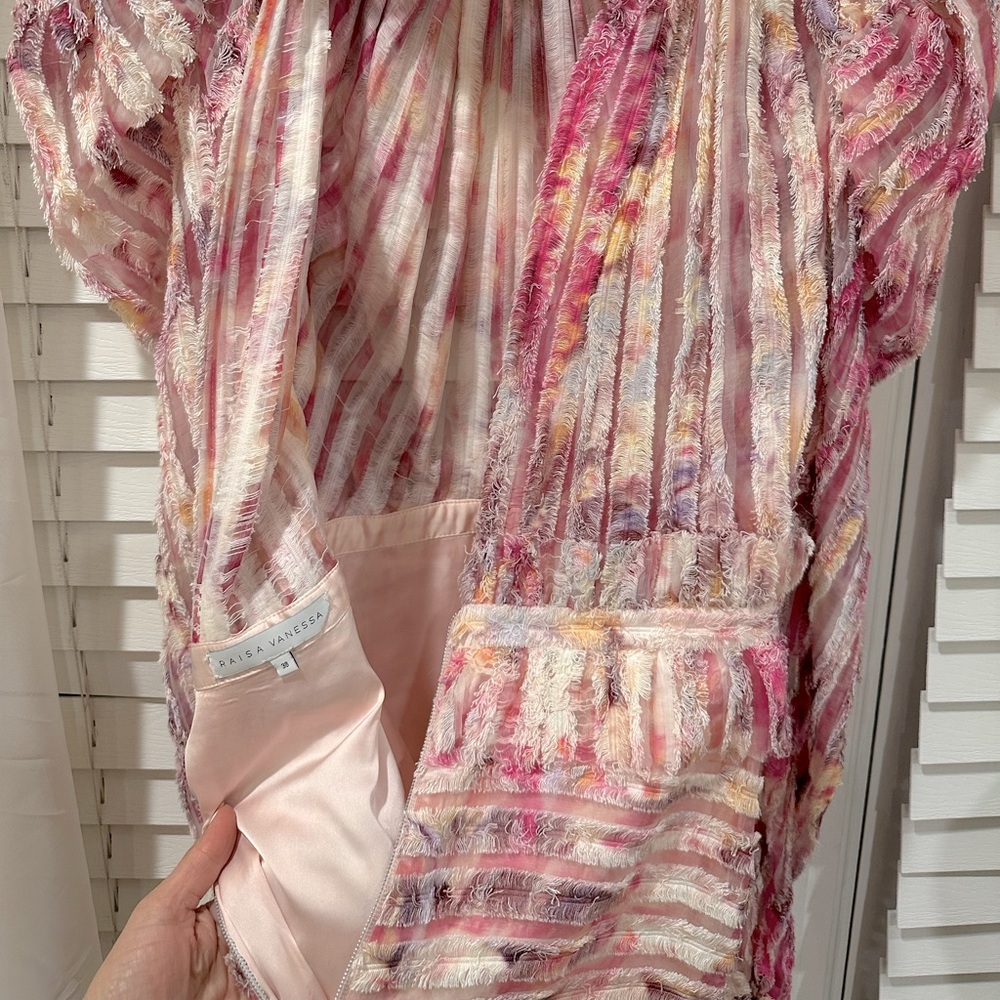 Raisa vanessa pink runway collection mini dress!